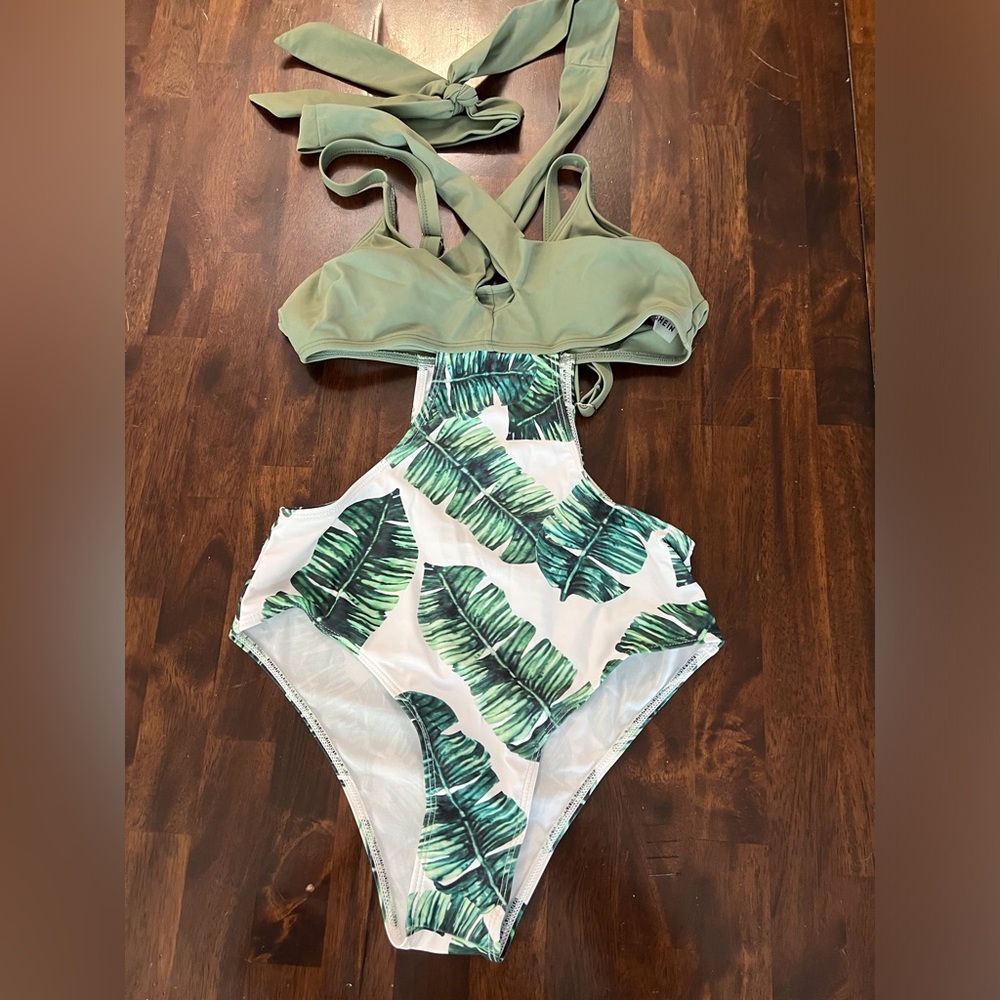 Shein‎ One Piece Swimsuit Green Palm Leaf Tie Back Monokini